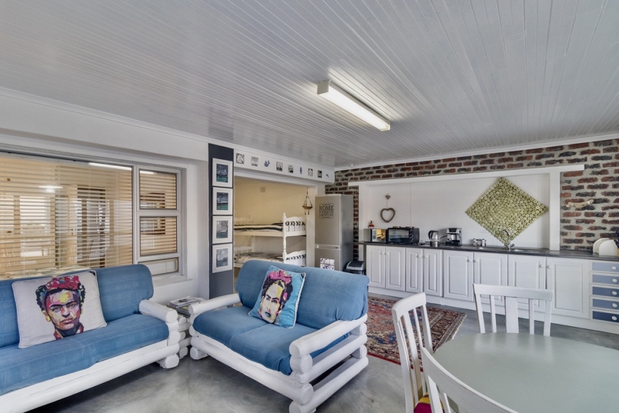 6 Bedroom Property for Sale in Yzerfontein Western Cape